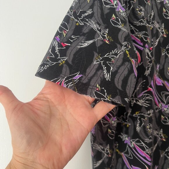 Lularoe Disney Maleficent Shirt Halloween Witch Size XS - Picture 5 of 13